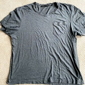 Travis Mathew men’s XL t-shirt